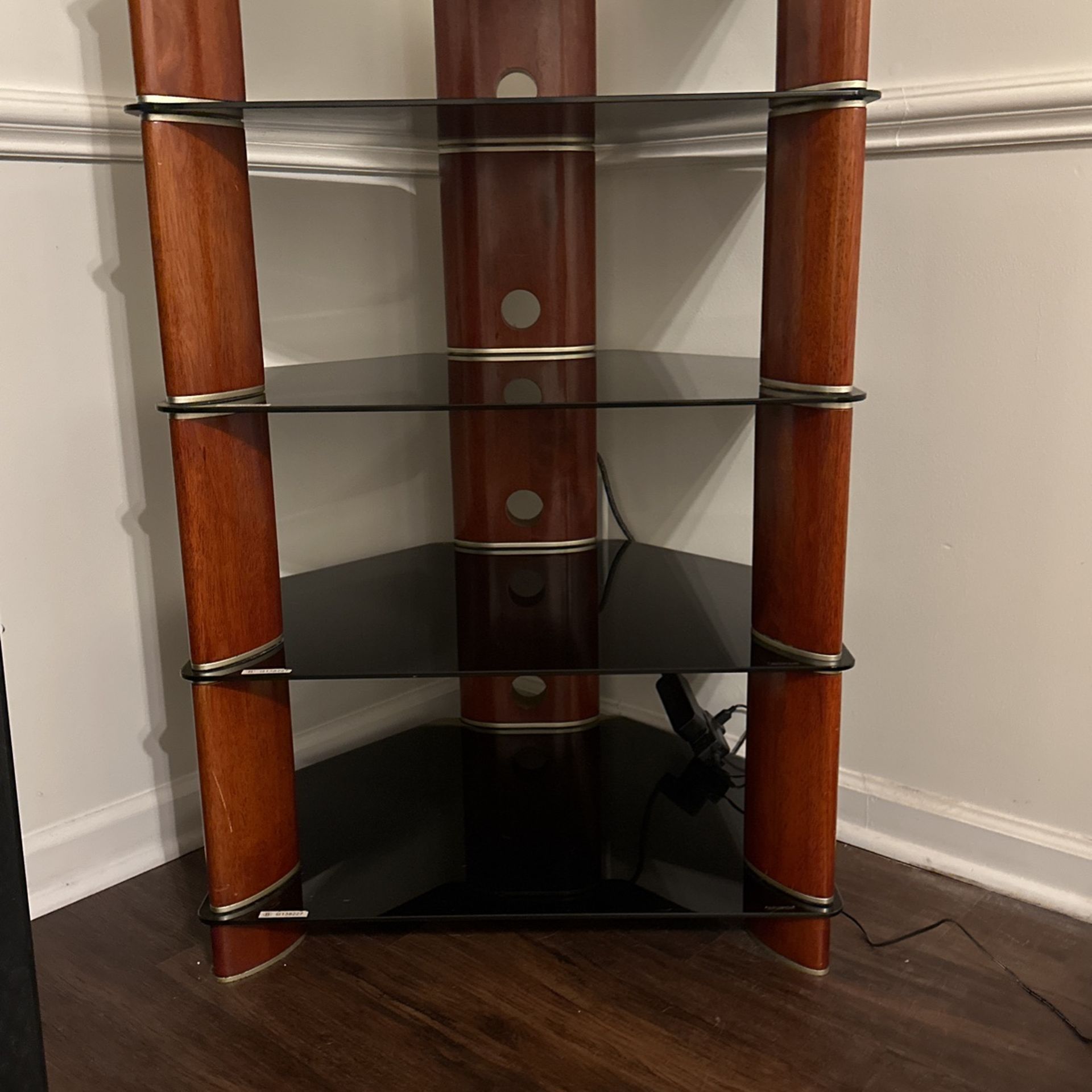 V Shape Stand