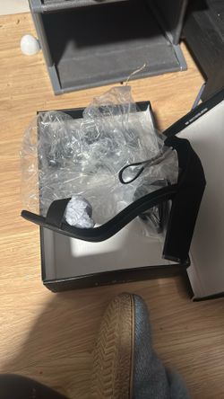 Lulus High Heels Size 7