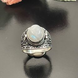 Size 7 moonstone sterling silver poison ring 