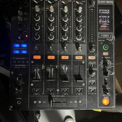 Pioneer DJM-800 Mixer Is Perfect Working condition