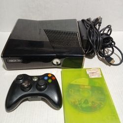 Xbox 360 Slim Console With Controller And Game.  Works 