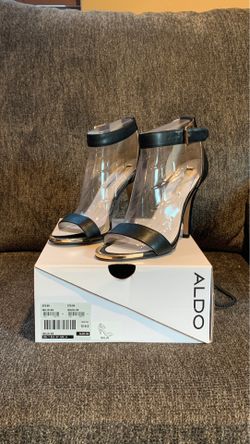 Aldo Black with gold accent high heels size 7