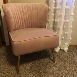 Pink Velvet Chair 