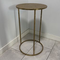 Hammered Metal Circle Accent Table - Gold