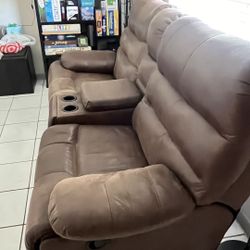 Reclining Loveseat 