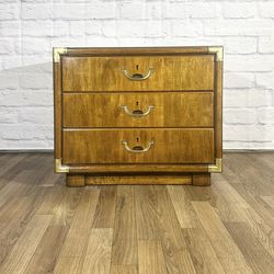 1980s Vintage Drexel Heritage Campaign Nightstand in Walnut and Brass – Accolade Collection⚡️