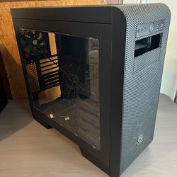 Thermaltake Gaming PC Case