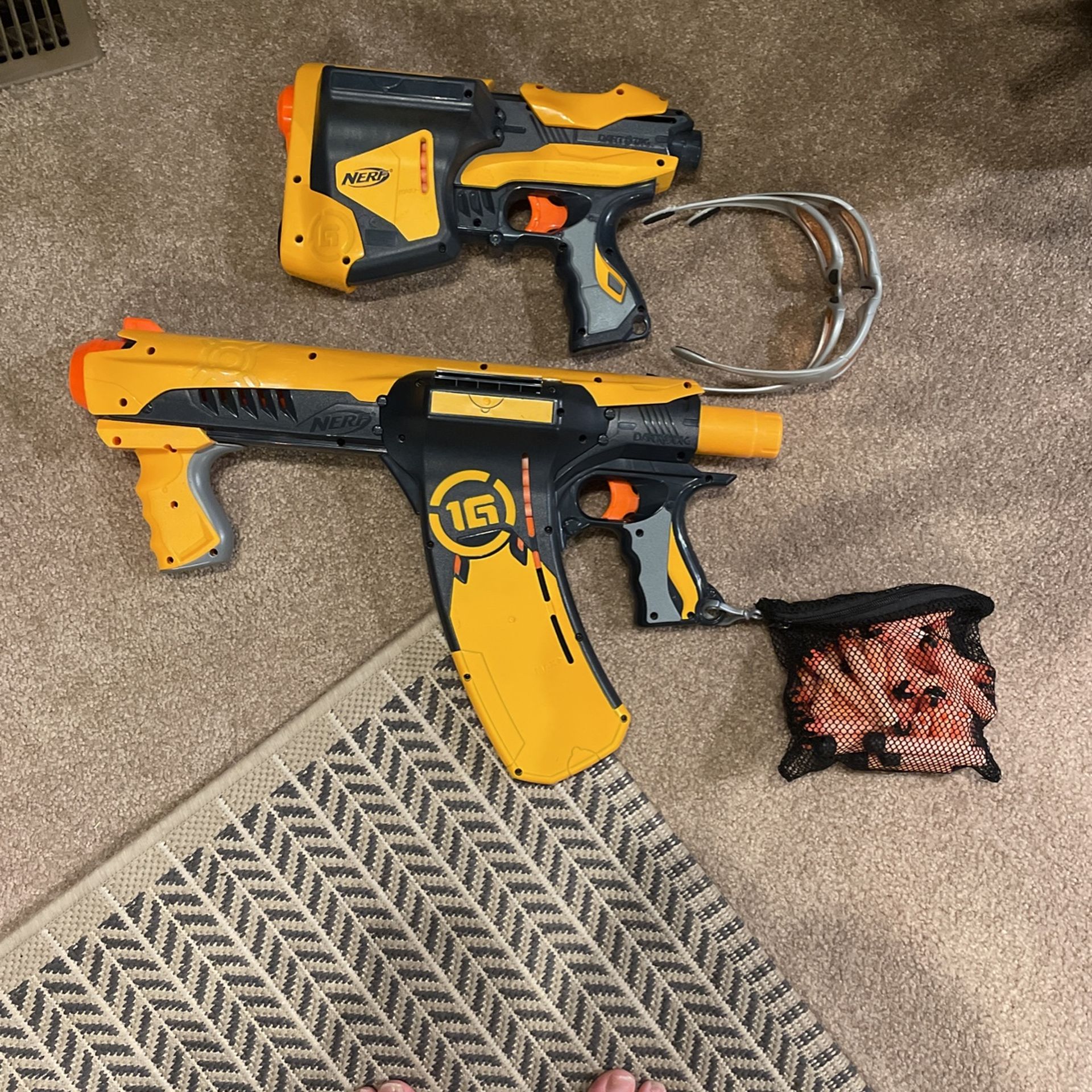 Nerf Dart Tag 1G Quick 16 And Blaster