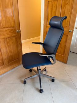 Premium Humanscale Freedom office chair 🔥