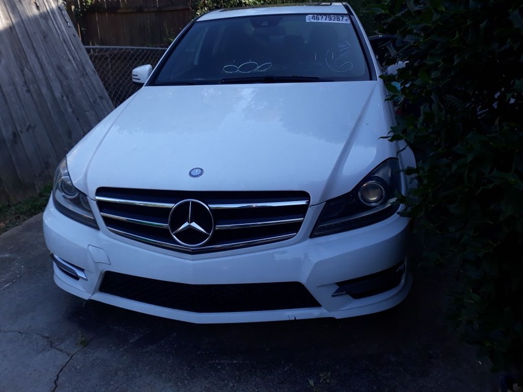 Benz C 250. 2014 part only