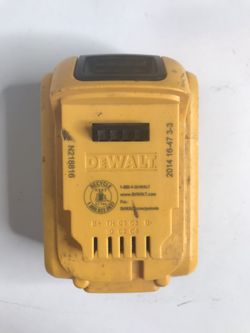 Dewalt DCB204 20V MAX XR 4.0 AH Li-Ion Battery