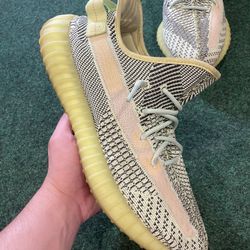 Adidas Yeezy Boost 350 v2 Yeezreel Size 12