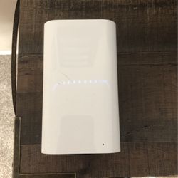 apple router comes with cord