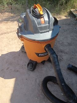 RIDGID Wet/Dry Shop Vac with Hose no attachments