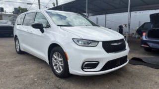 2024 Chrysler Pacifica L