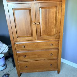 Ethan Allen Tall-Boy Dresser. Solid Wood