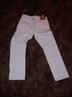 White Levi pants