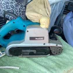 Makita Sander 