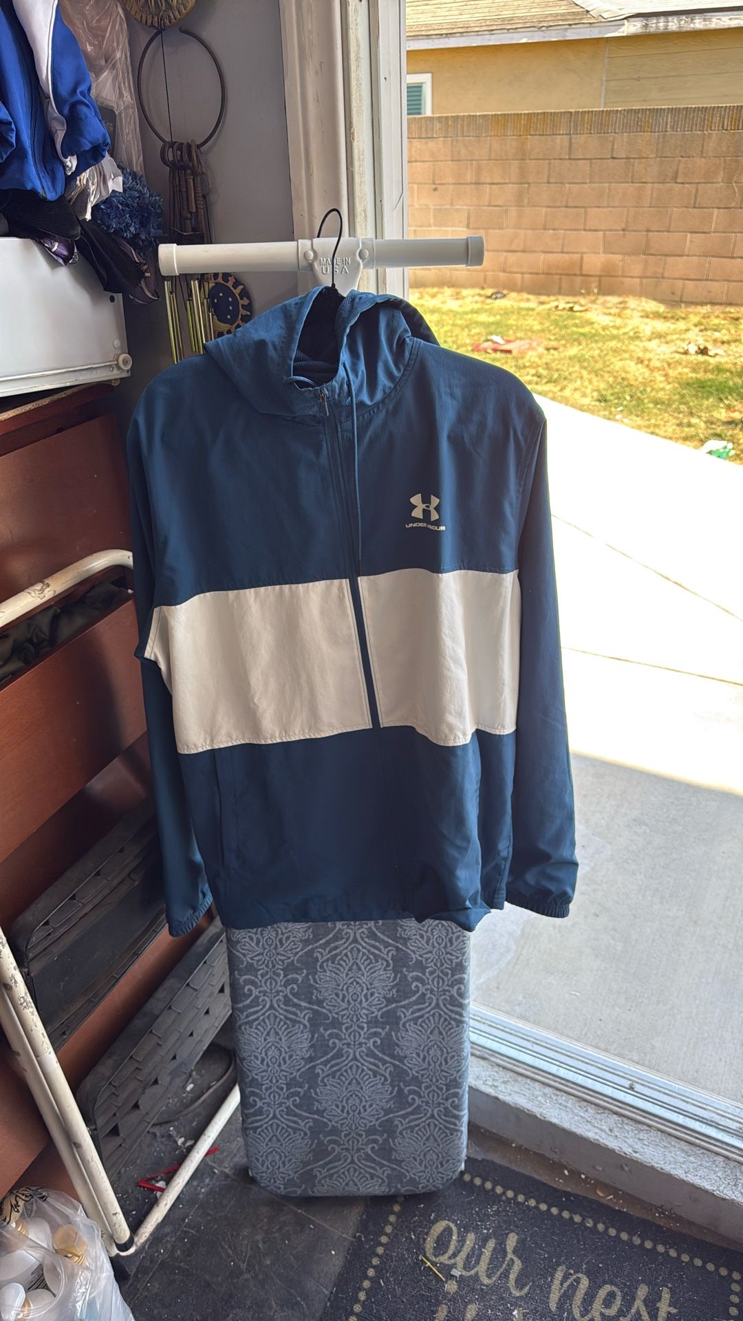 Under Armour Windbreaker 