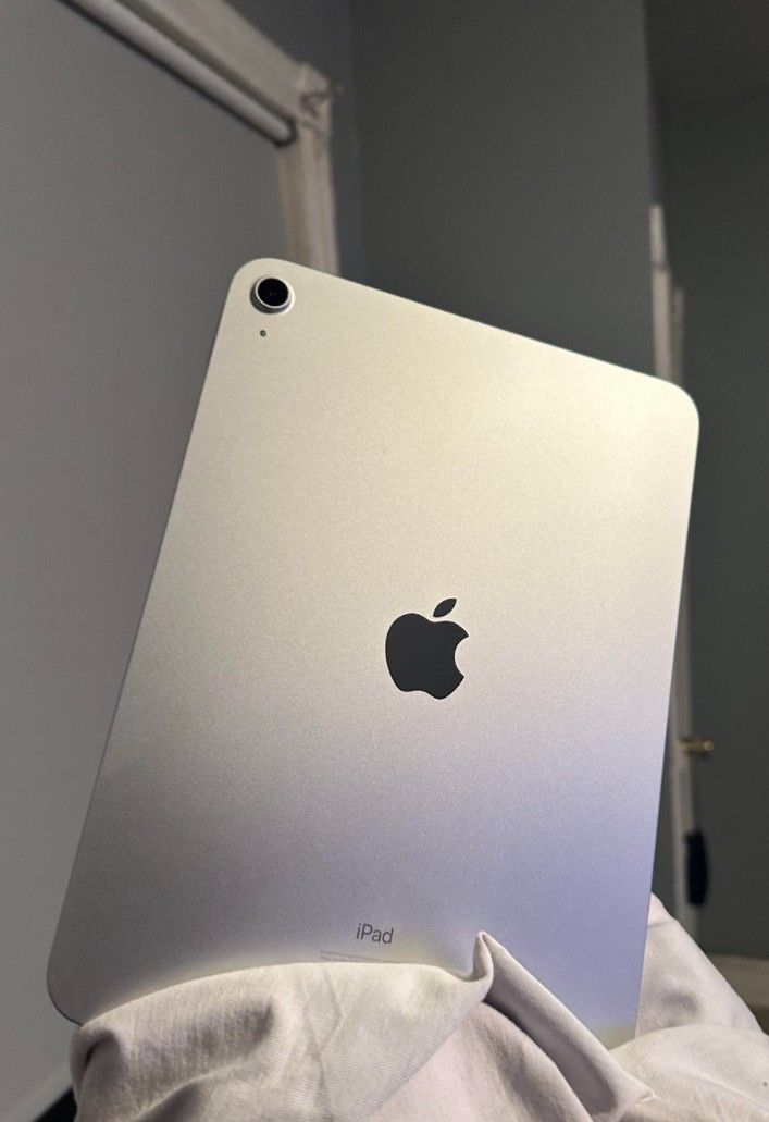 iPad 10th Generation 64gb