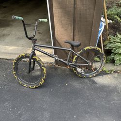 BMX Bike