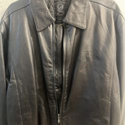 Leather jacket 