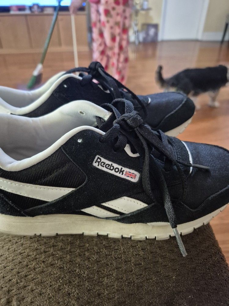 Black Reebok Womens