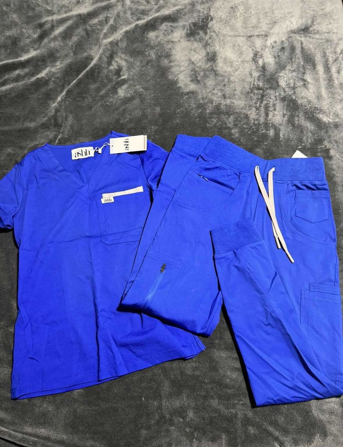 Scrubs Set - Women’s Size XS