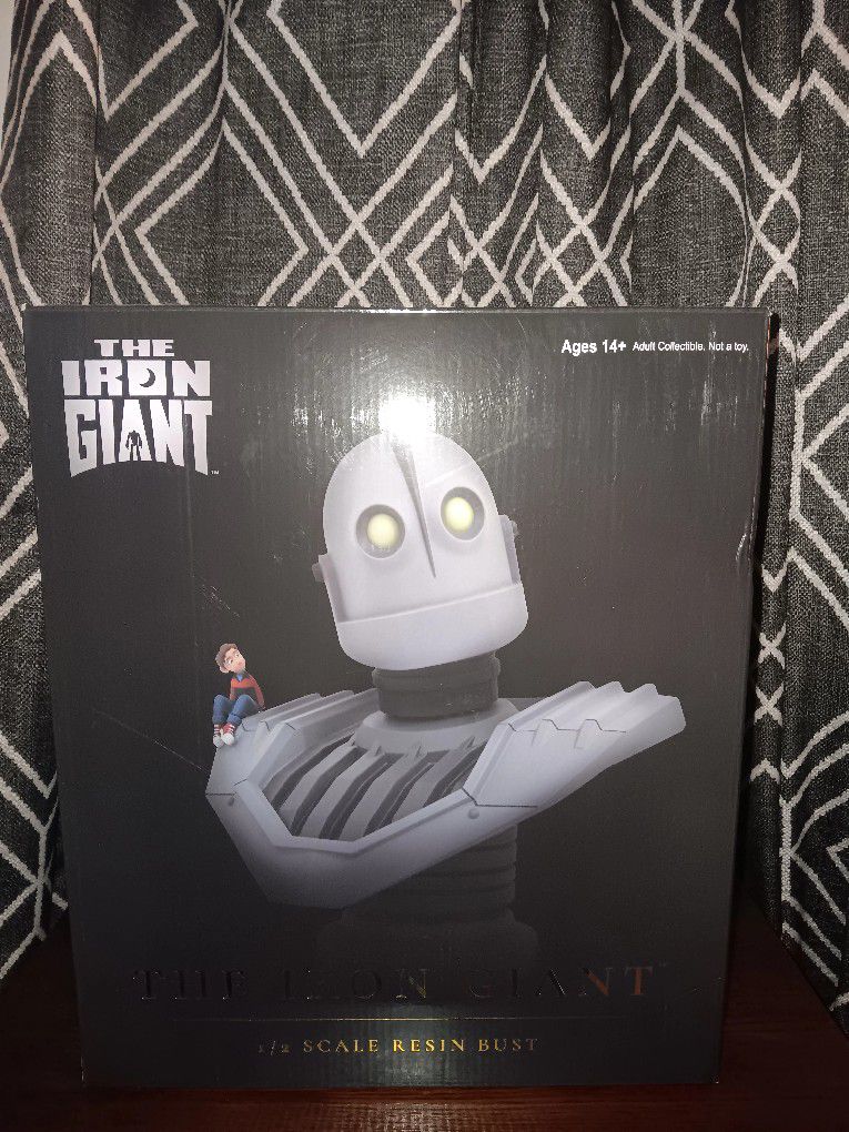 The Iron Giant Resin Bust
