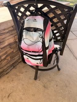 Like new softball bag Matein