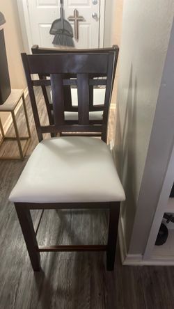 dining chairs, white, 2