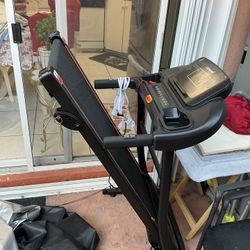 Folding Treadmill With Cover 