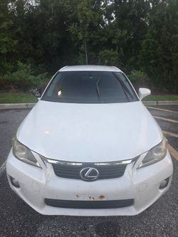 2011 lexus