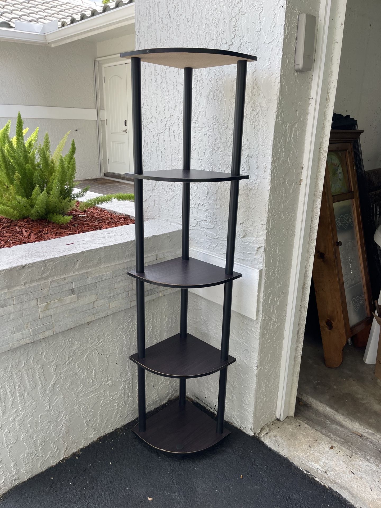 Corner display shelves. About 12”x12”x58”H. Coral Springs near University and Wiles. $20