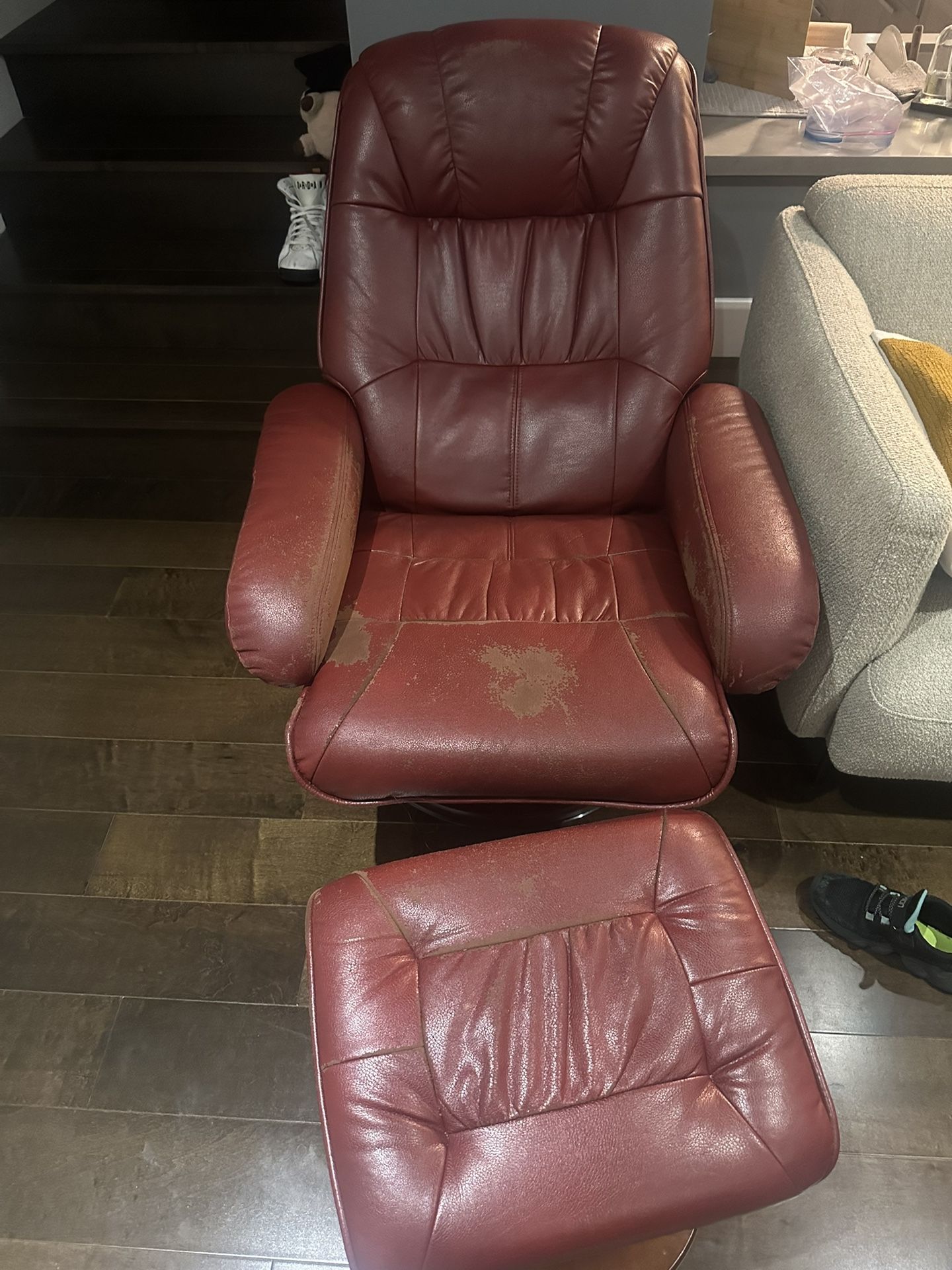 Red Recliner Chair With Ottoman – $40