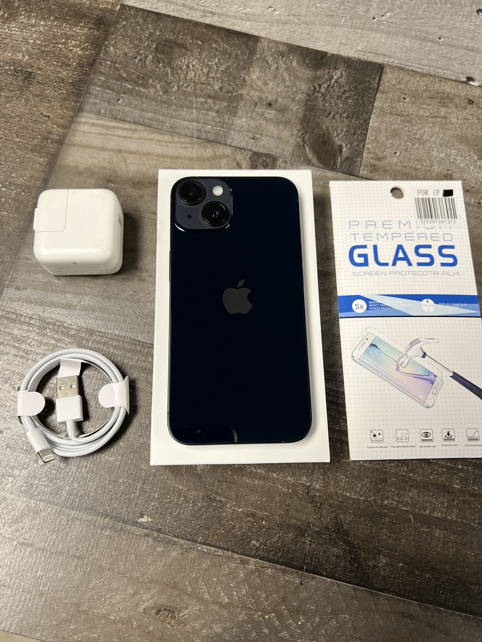 iPhone 14 Black 128GB (T-Mobile Only) Perfect Condition. Habla Español