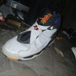 Air Jordan 8