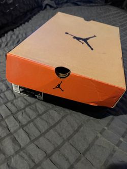 Men Jordan 12s