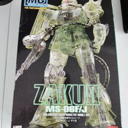 Zaku ii MG Crystal Green Gundam