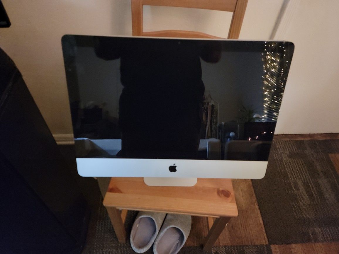 27" APPLE iMAC 12,2(MID 2011)**3.4GHz INTEL CORE i7*20GB DDR3 RAM*AMD RADEON HD 6970M 2GB DDR5*1TB HHD*macOS HIGH SIERRA 10.13**EXCELLENT CONDITION!!