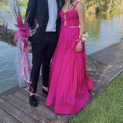 Beautiful Size 4 Fushia Pink Dress