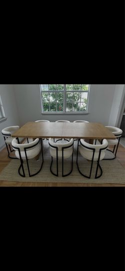 White Oak Extendable Dining  Set
