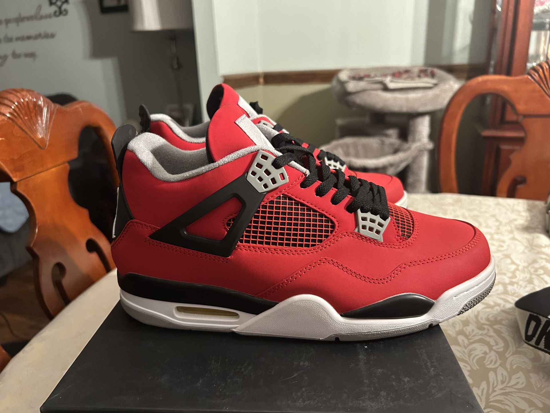 Jordan 4 Red Toro Size 9 With Box