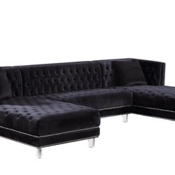 Moda Black Velvet 3pc. Sectional

