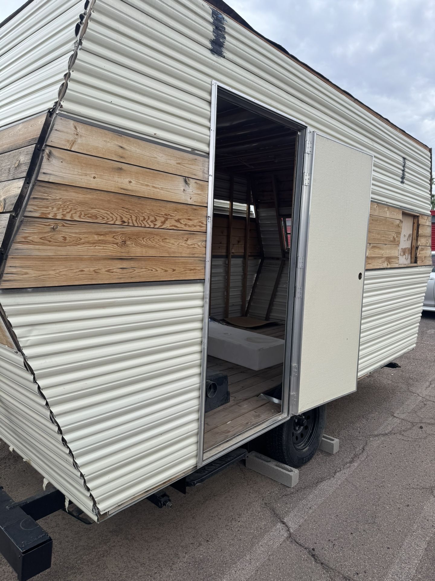 π¨ 1975 Trailer β Food Truck / RV Conversion Ready! π¨