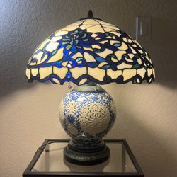 Vintage Tiffany Style Table Lamp Glass