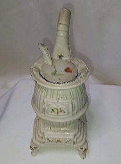 Miniature Cast Iron Pot Belly Stove Collectible VTG