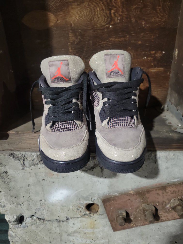 Nike Jordan 4 IV Size 13 Retro Taupe Haze 