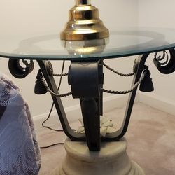 GLASS TOP END TABLE