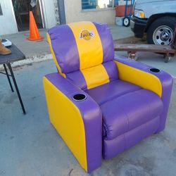 Lakers Recliner Chair Mint Condition